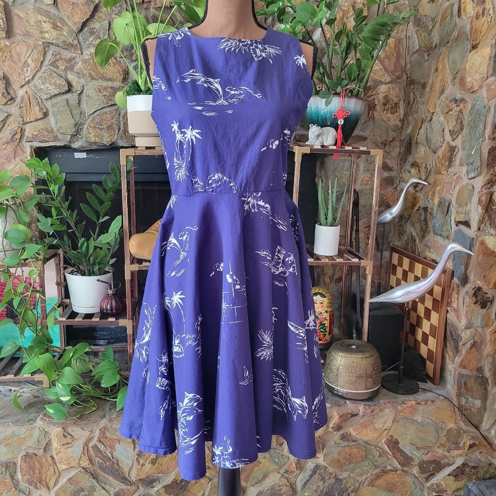 Used Hawaiian Dolphin Summer Dress Cruise Vacation Beach Size Small or Medium